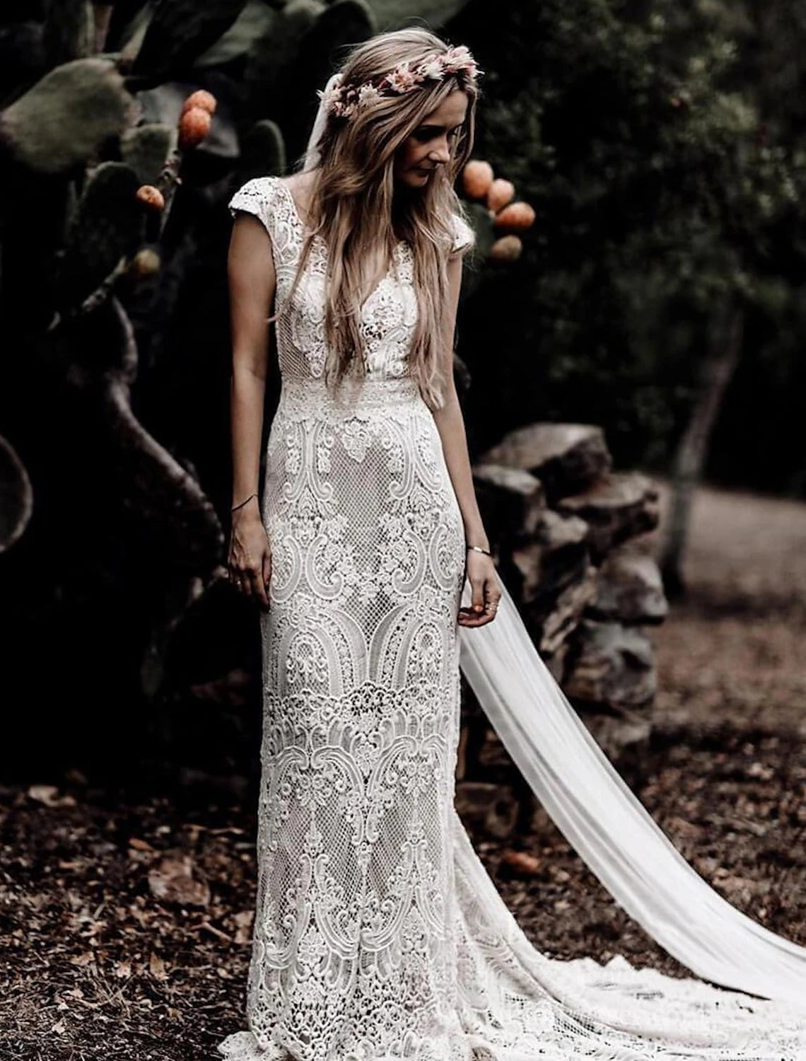 Women's Vacation Outfit Beach Wedding Dresses Mermaid / Trumpet V Neck Cap Sleeve Court Train Lace Outdoor Bridal Gowns With Appliques Solid Color